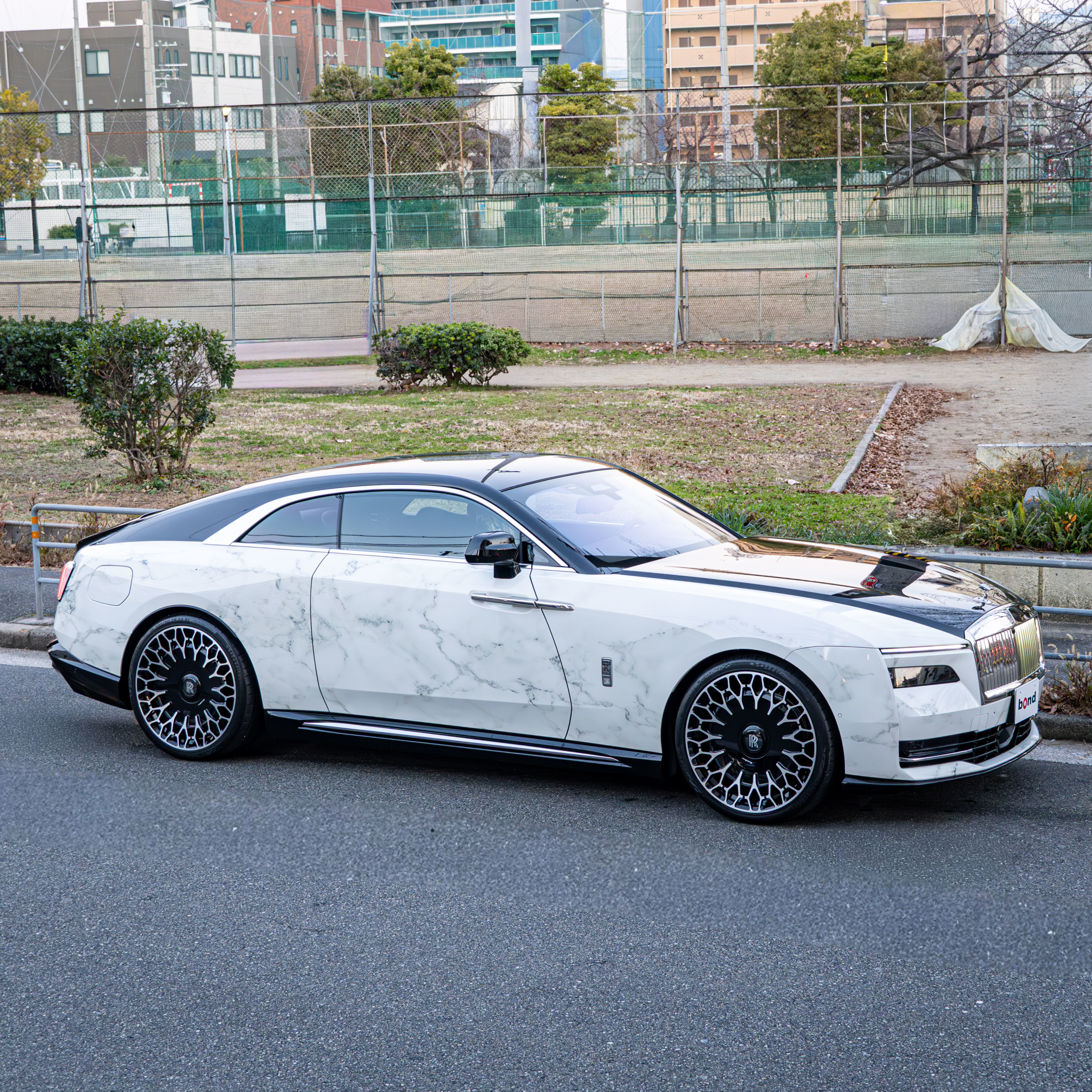Rolls-Royce Spectre×Brixton Forged！！　ボンド大阪