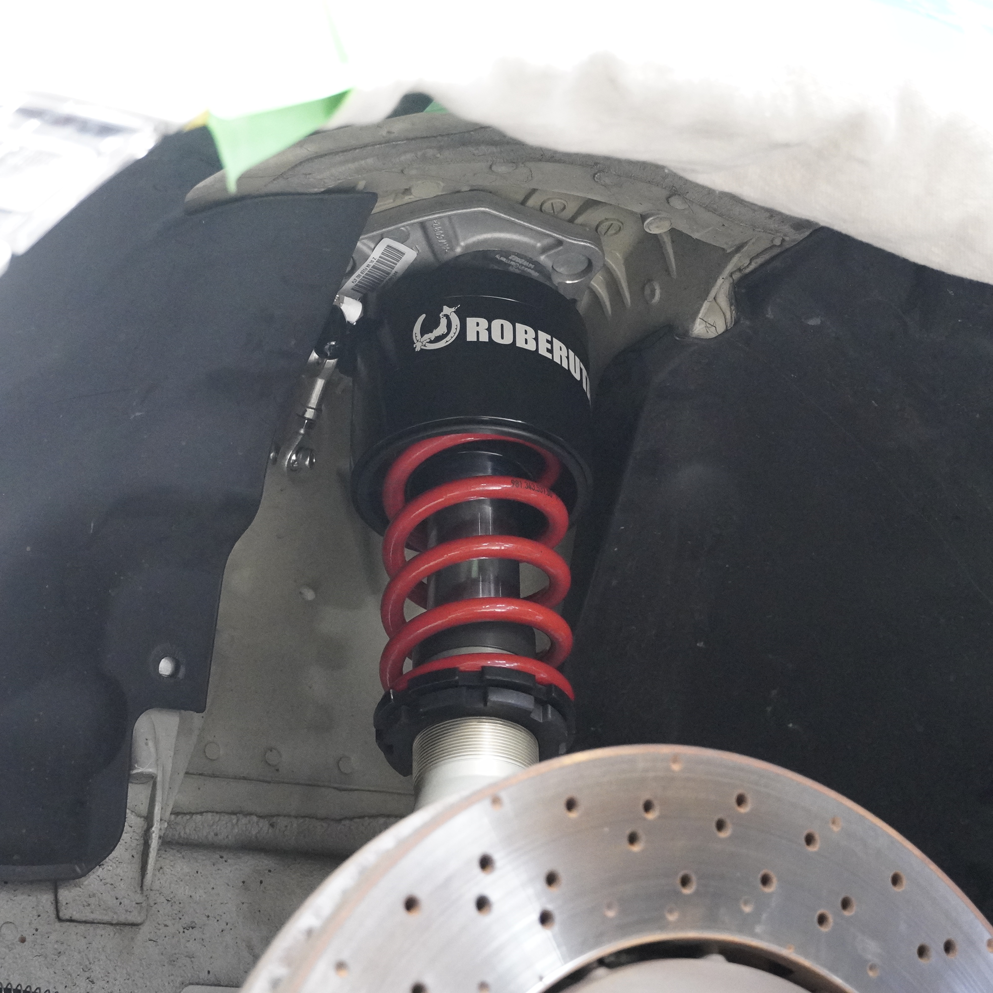 PORSCHE 718Spyder×ROBERUTA・ASR・ホイールペイント　ボンド大阪