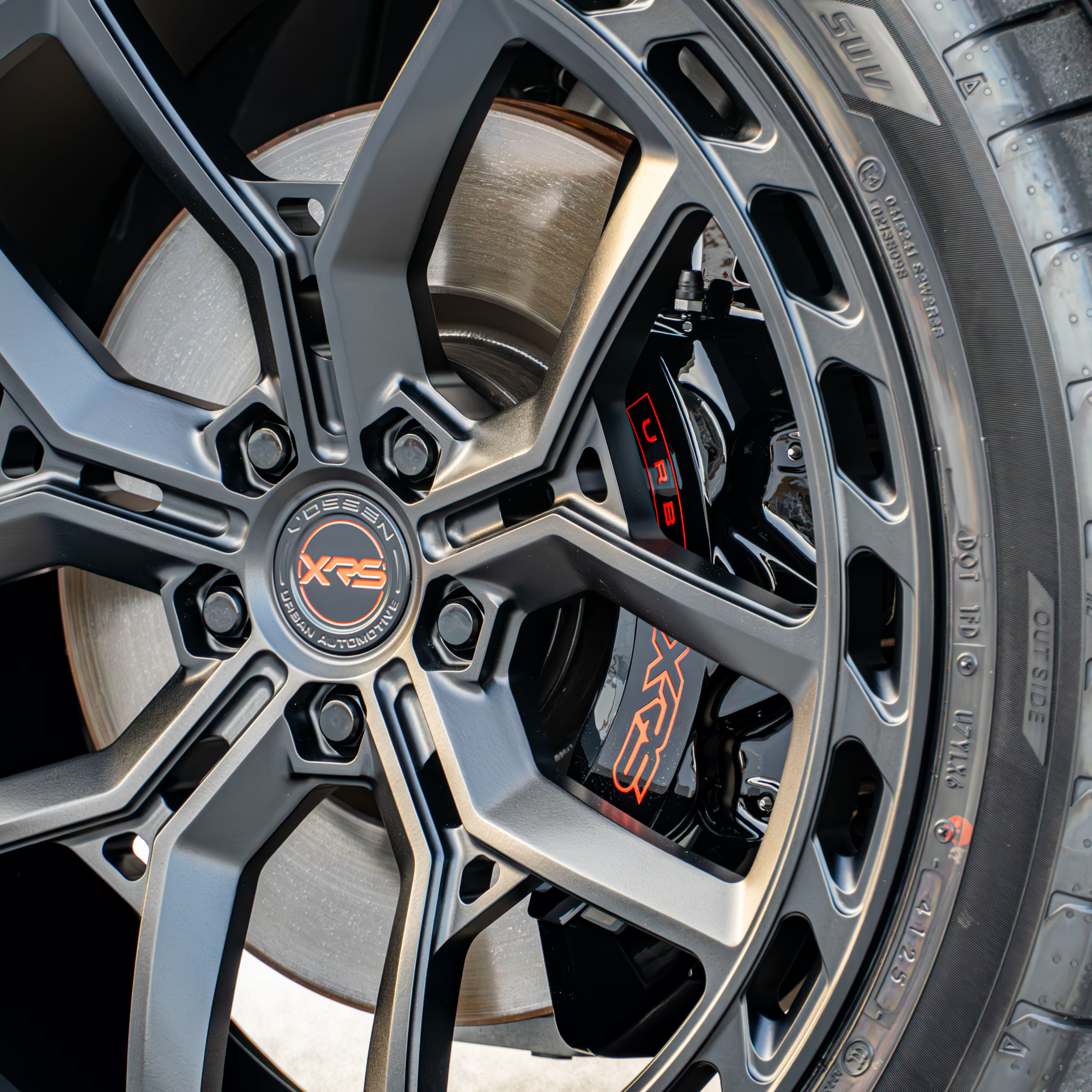 LAND ROVER DIFENDER110×URBAN AUTOMOTIVE XRS kit・INOZETEK PPF ボンド大阪