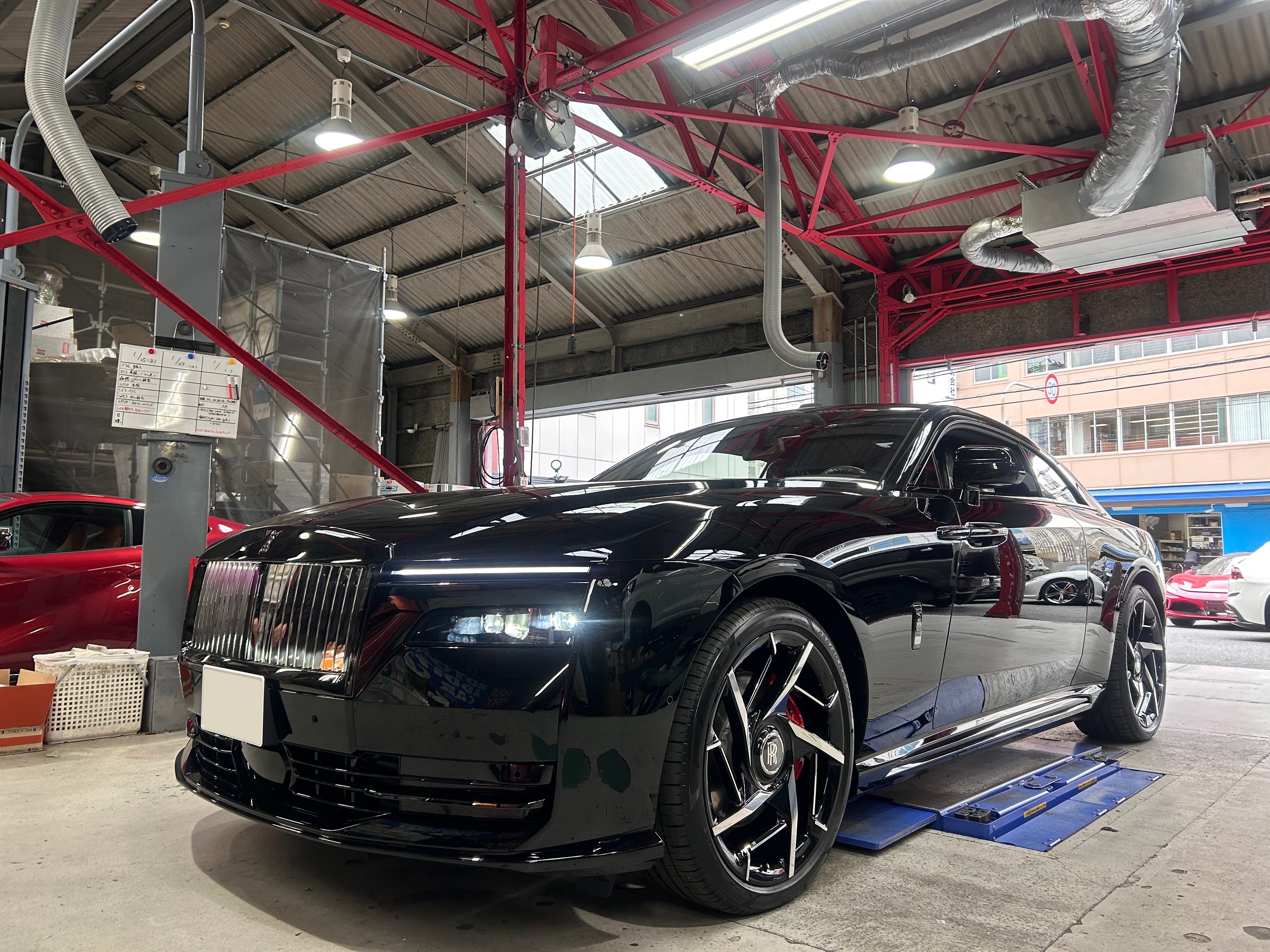 Rolls-Royce BLACK BADGE SPECTRE が完成しました！！ - 関西の