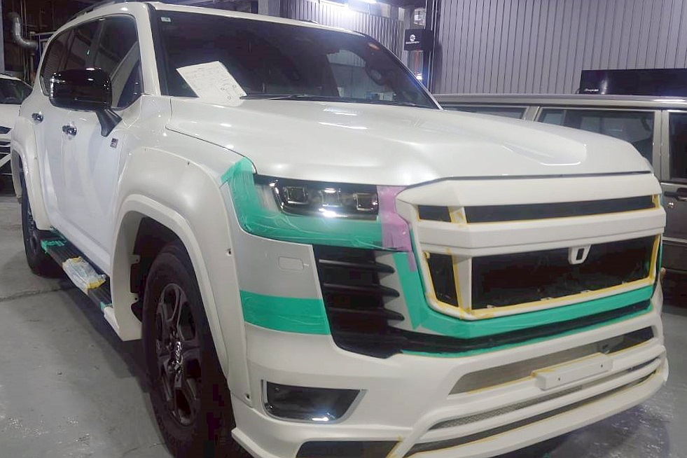 ランドクルーザー300　Liberty Walk リバティーウォーク カスタム