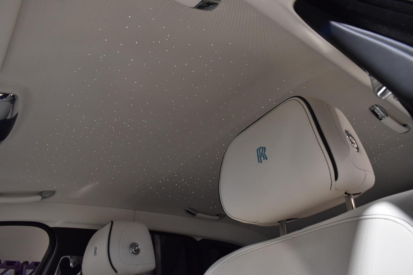 ロールスロイス　ゴースト　ブラックバッジ　BB　左ハンドル　スターヘッドライナー　ボンド大阪　NEWPRICE　ボンドカーズ　ボンドグループ