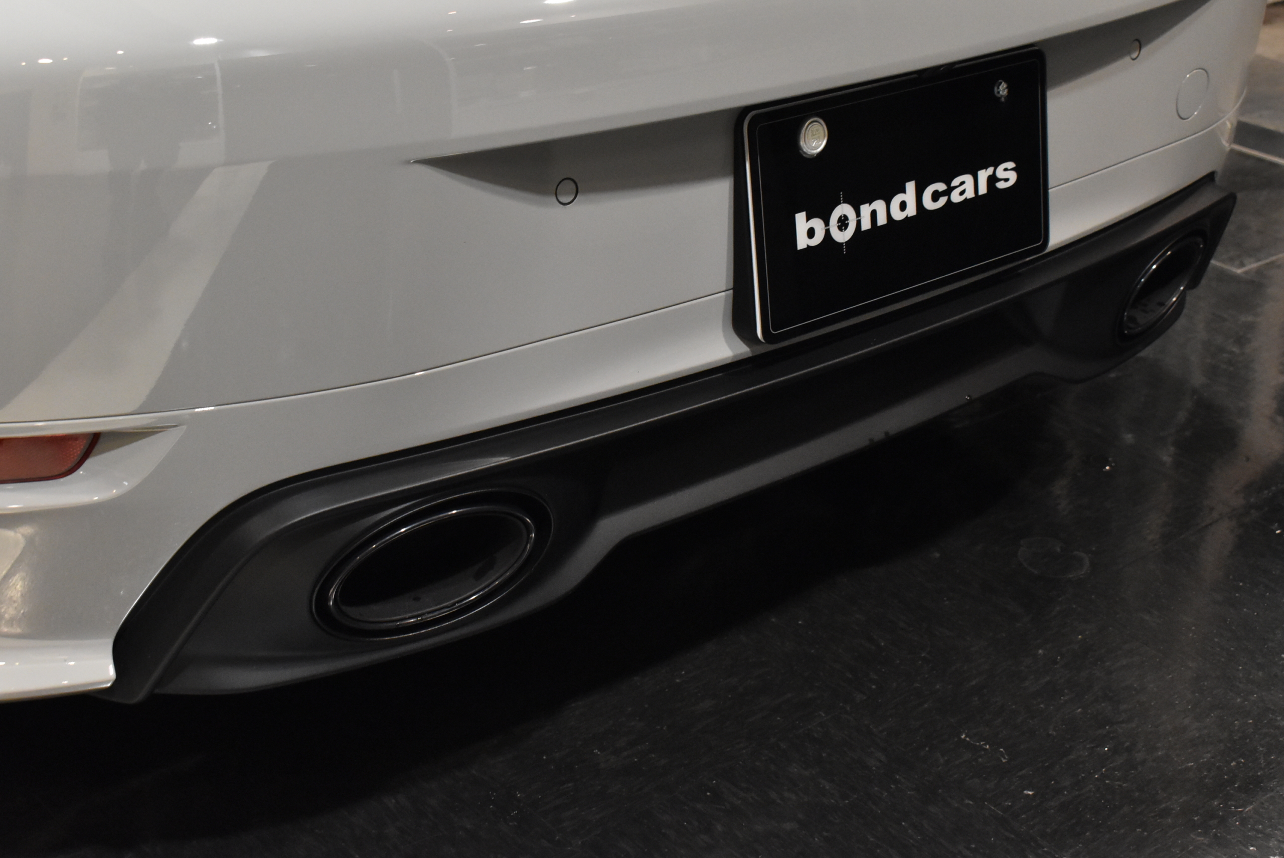 ORSCHE　992.2　カレラ　スポーツデザインパッケージ HDマトリクスヘッドライト スポーツエキゾースト ツートンレザーインテリア BOSEサウンドシステム シートベンチレーション スポーツクロノパッケージ