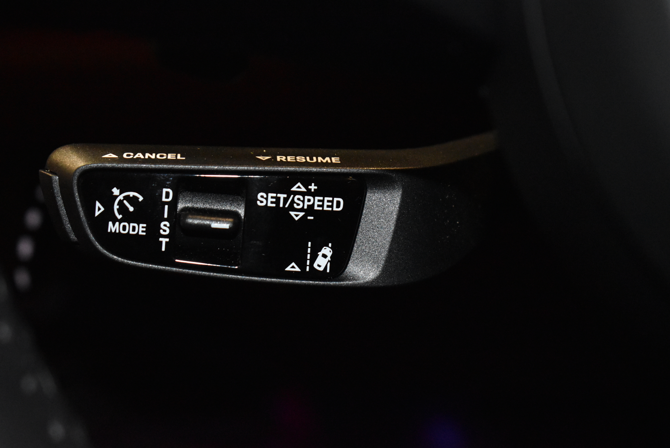 ORSCHE　992.2　カレラ　スポーツデザインパッケージ HDマトリクスヘッドライト スポーツエキゾースト ツートンレザーインテリア BOSEサウンドシステム シートベンチレーション スポーツクロノパッケージ