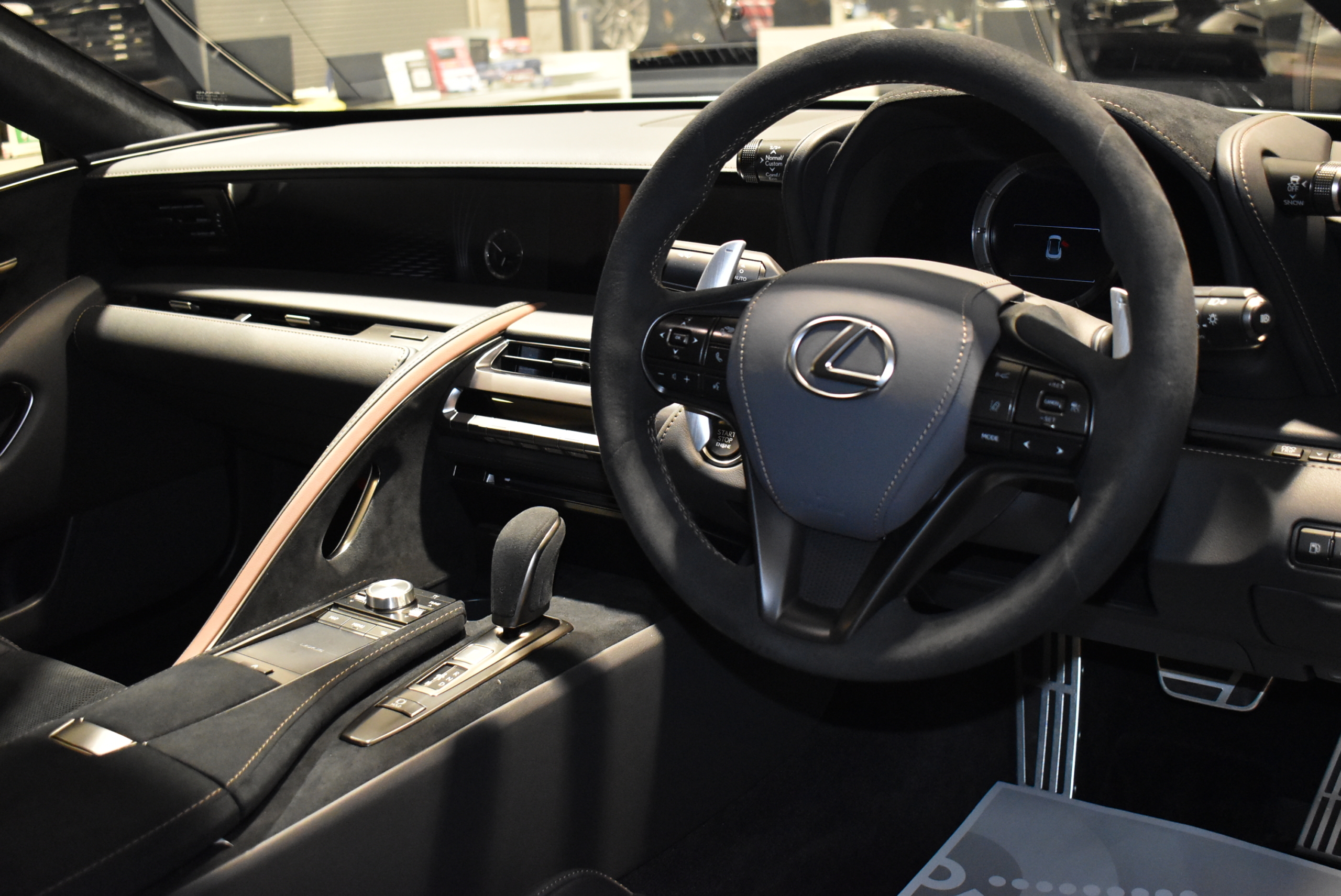 LEXUS LC500 AVIATION　70台限定車 TRDエアロ アヴィエーション専用エクステリア&インテリア