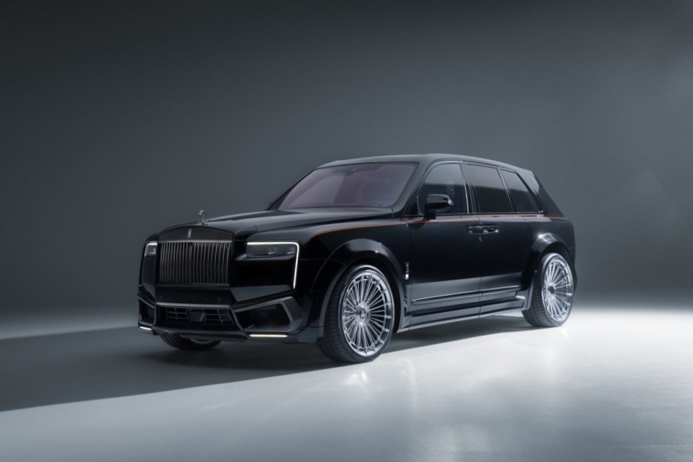 ロールスロイス　カリナン　エアロ 　NOVITEC