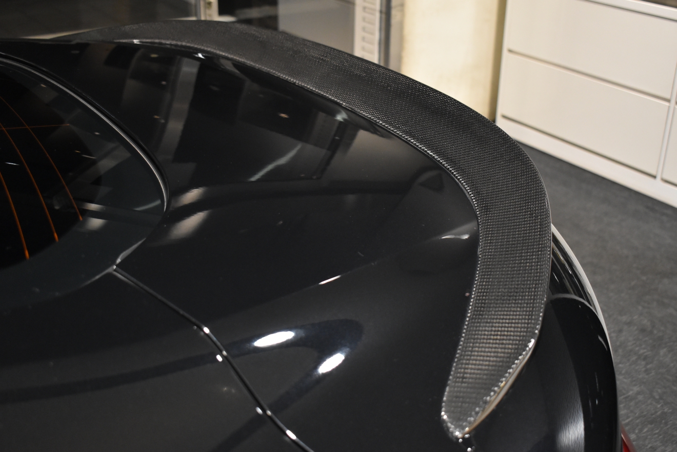 BMW　M850ⅰ　Xdrive　3Dデザイン　ローダウン　　カスタム車両　カーボンラッピング　bond大阪　bondカーズ　bondグループ