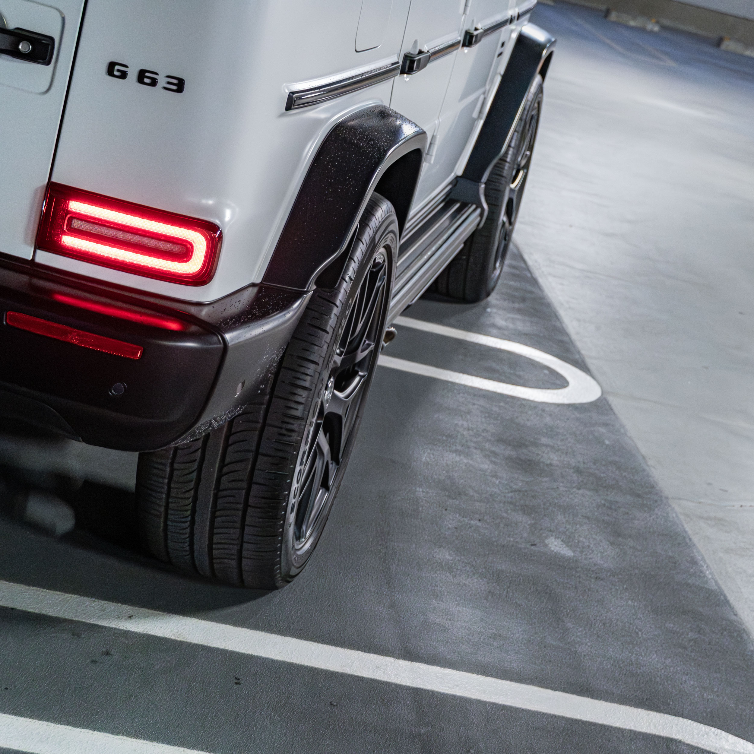 W463A AMG G63 ダウンサス ローダウン アンビエント サイドステップ BRABUS カスタム