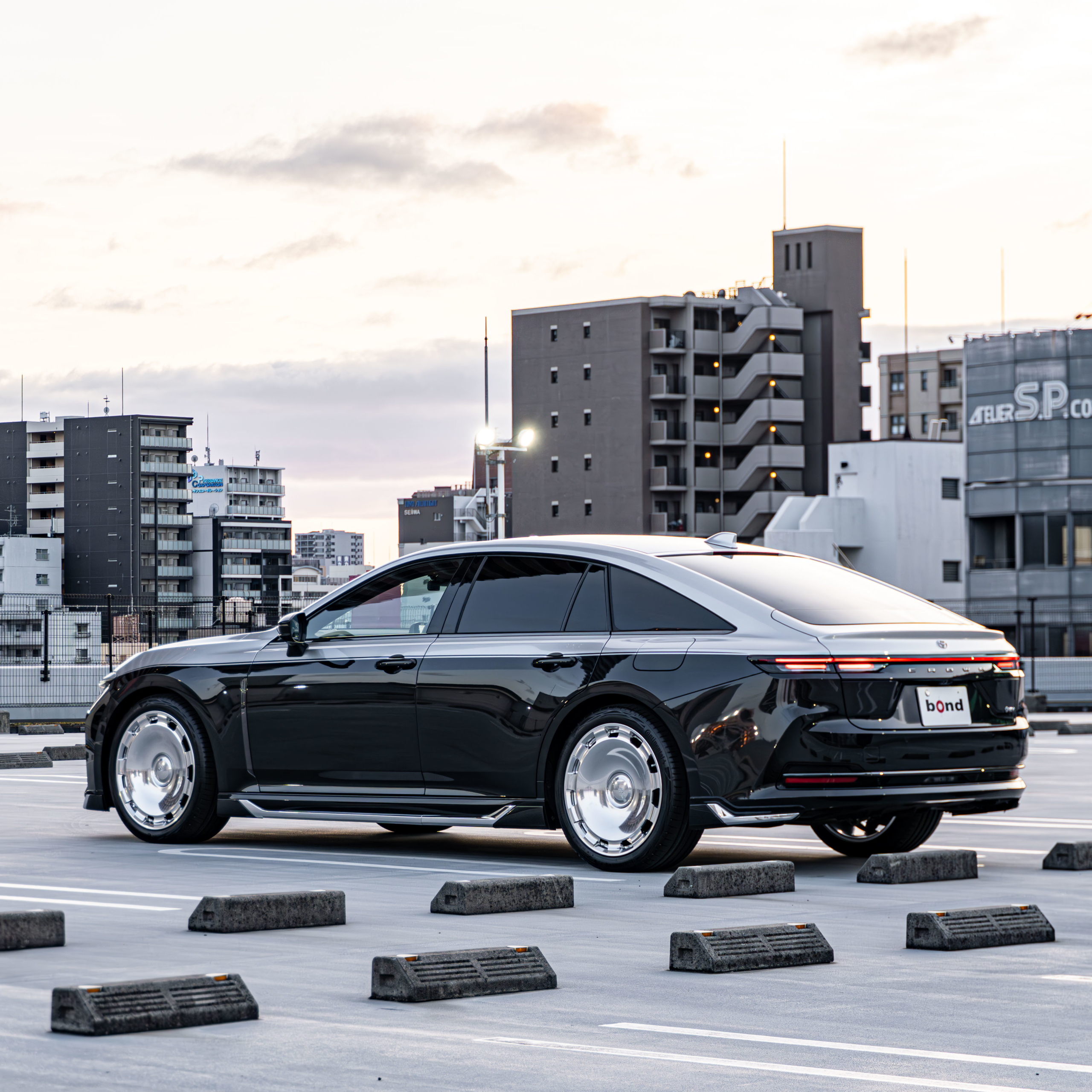 TOYOTA Crown sedan×BC Forged ホイール!!