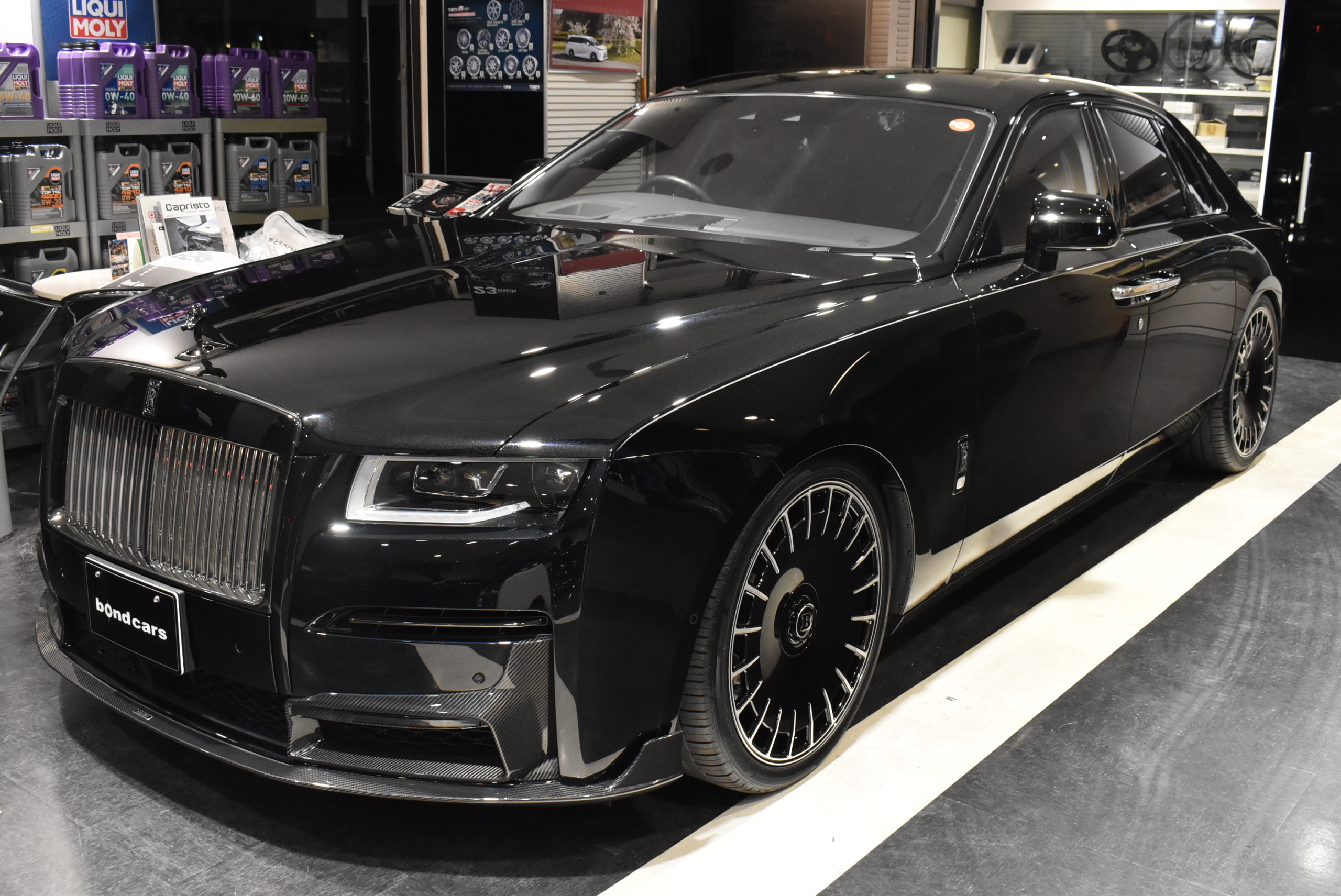 ワンオーナー BRABUSエアロ&ホイール スターライトヘッドライナー リアシアターコンフィギュレーション ビスポークインテリア