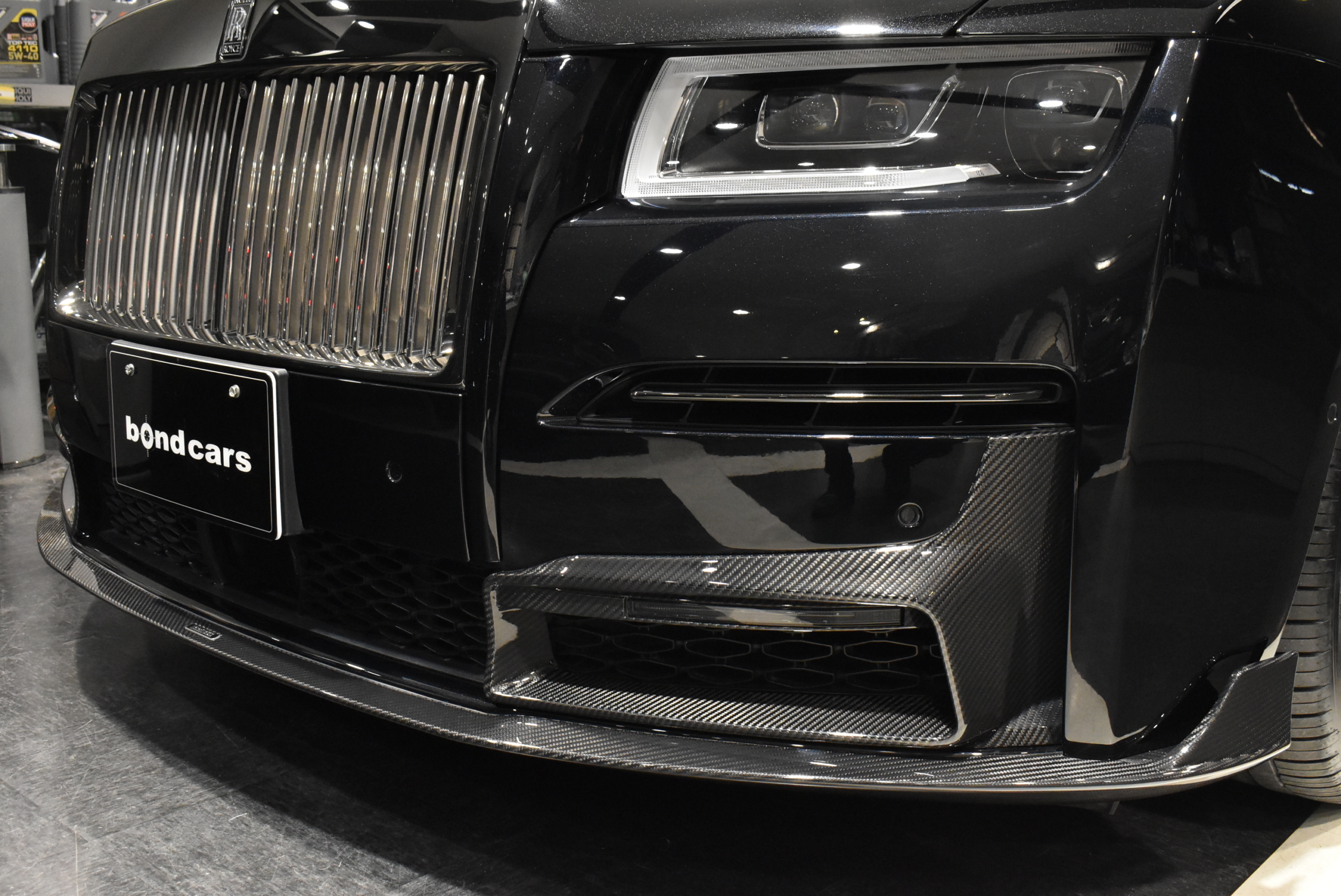 ワンオーナー BRABUSエアロ&ホイール スターライトヘッドライナー リアシアターコンフィギュレーション ビスポークインテリア