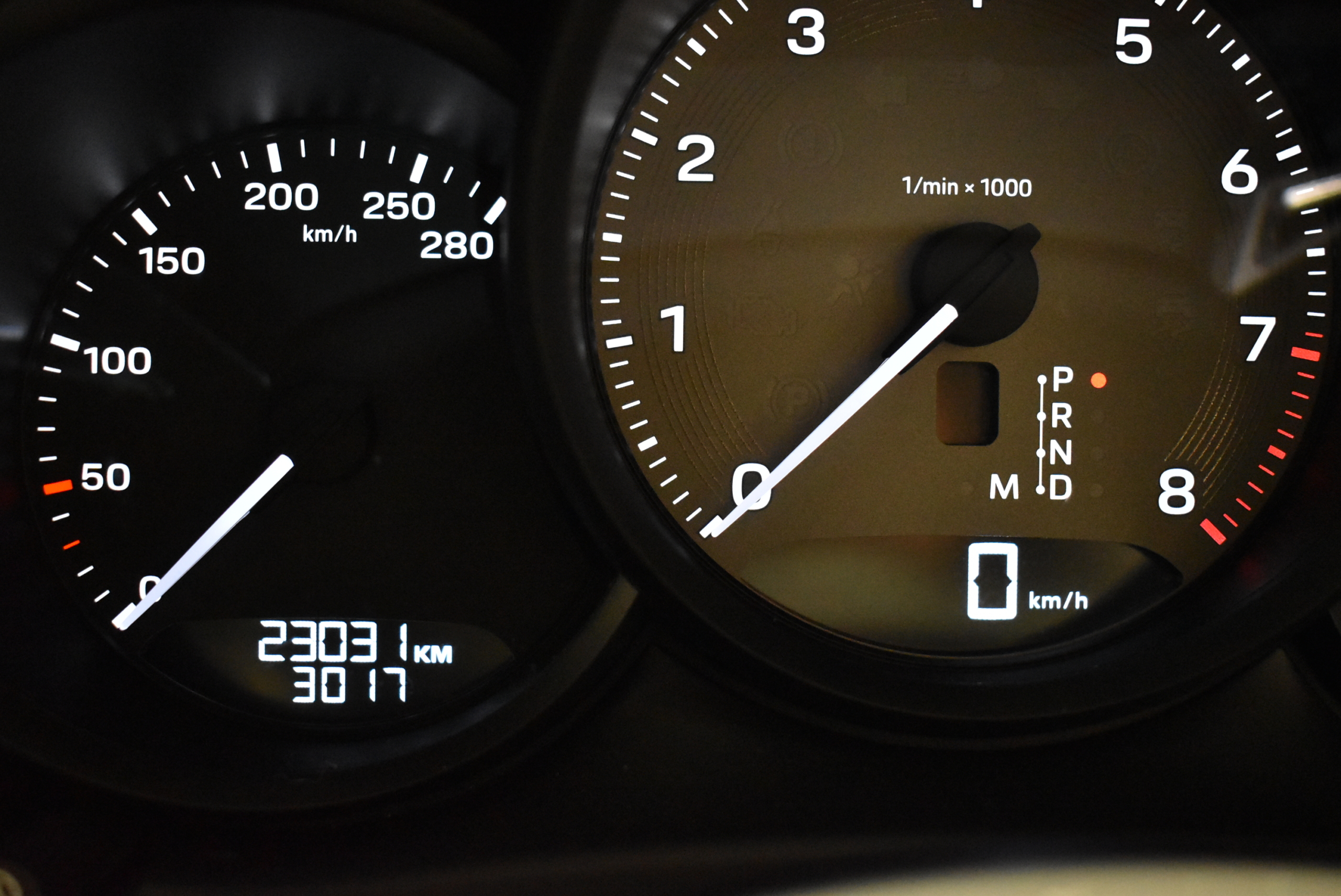 キャララホワイト パノルーフシステム スポーツクロノ 21インチRSデザインAW LEDブラックヘッドライト 14Wayフルレザーシート BOSEサラウンド TVチューナー