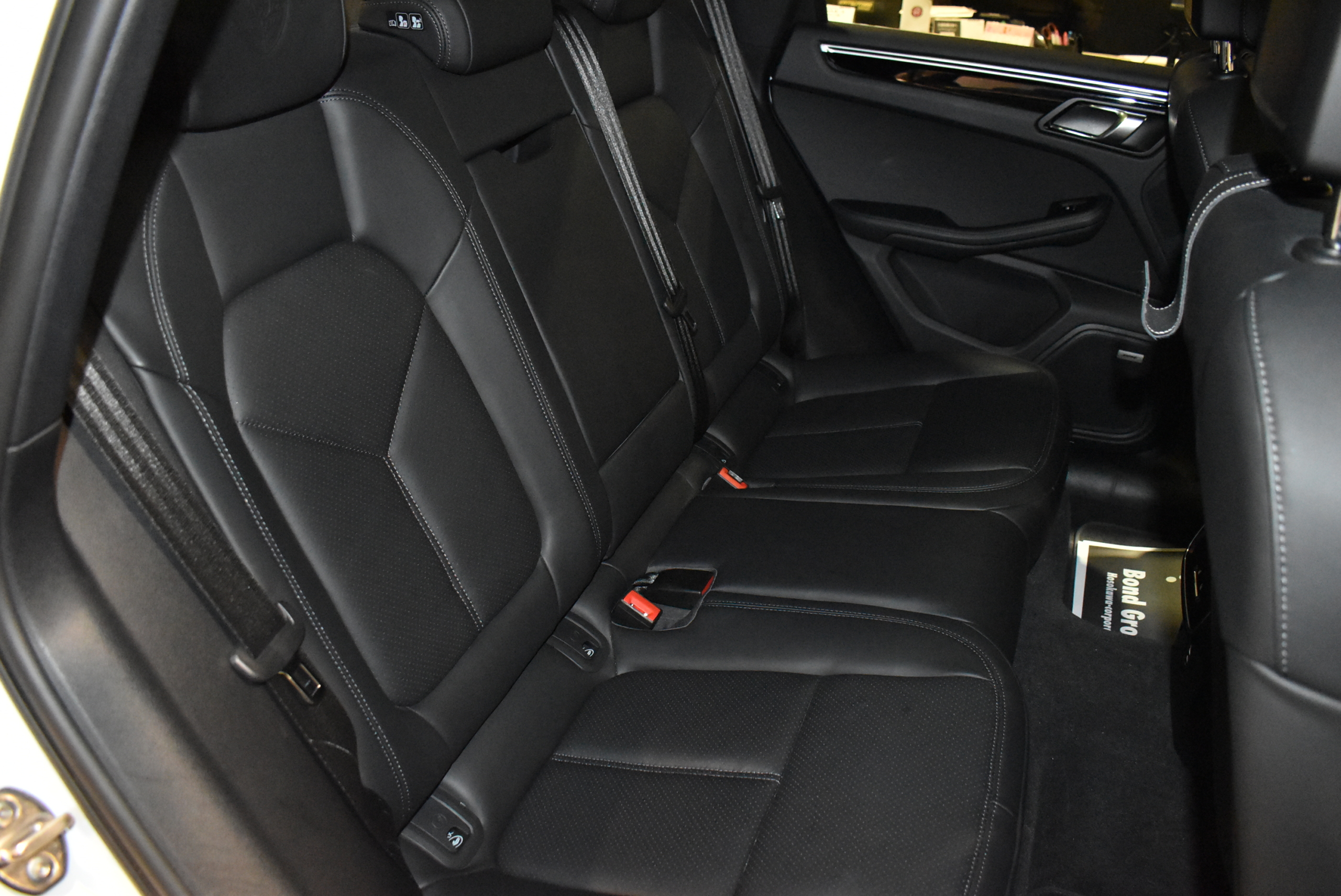 キャララホワイト パノルーフシステム スポーツクロノ 21インチRSデザインAW LEDブラックヘッドライト 14Wayフルレザーシート BOSEサラウンド TVチューナー