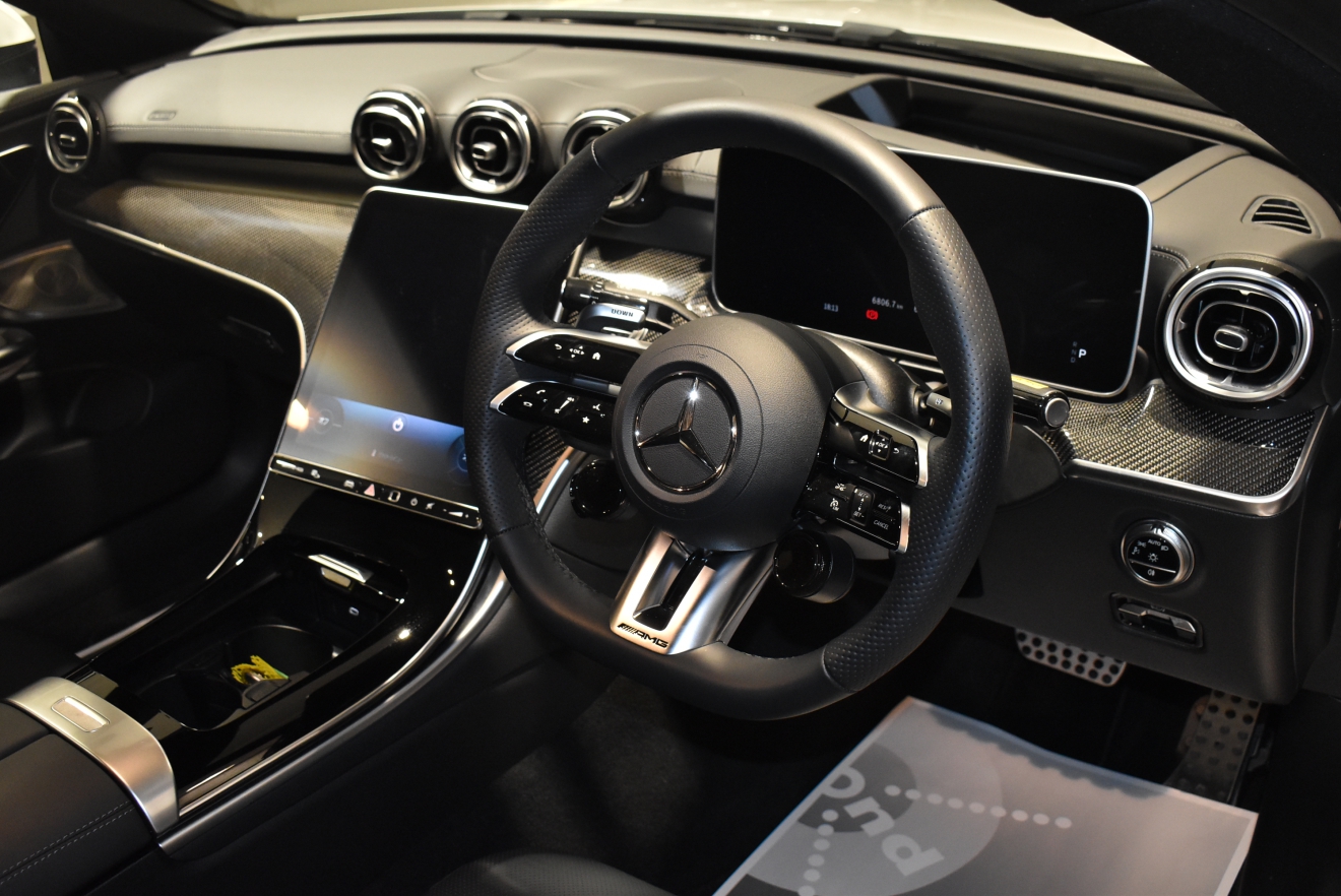 Mベンツ　メルセデスAMG　CLE53　ダイナミックパッケージ　エクスクルーシブデザインPKG　ローダウン　新着入庫車両　ボンドカーズ　ボンドグループ