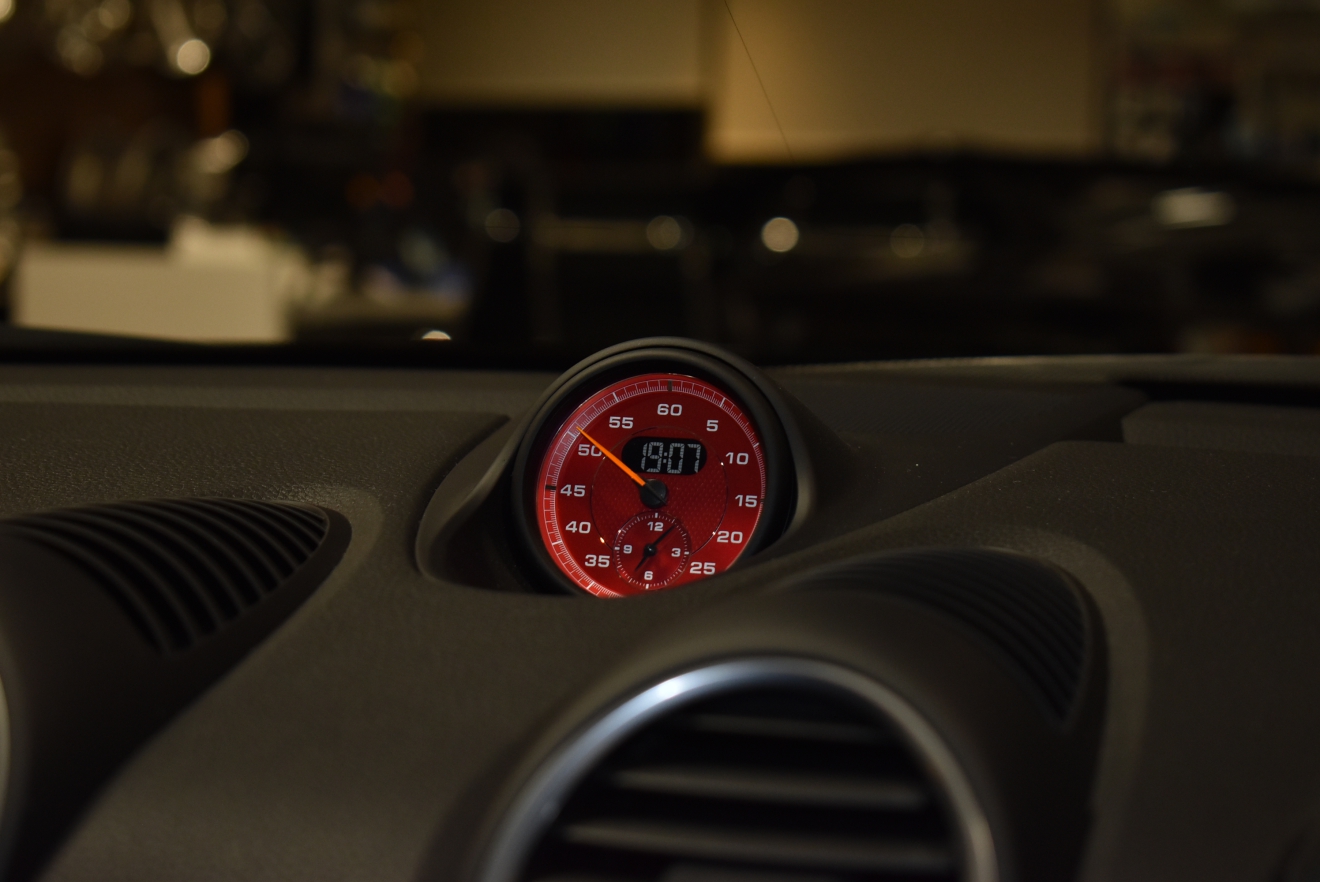 ポルシェ　ケイマン　GT4　BCフォージド　ロベルタカップ　カスタム車両　低走行　PDK　ボンド大阪　ボンドカーズ　ボンドグループ