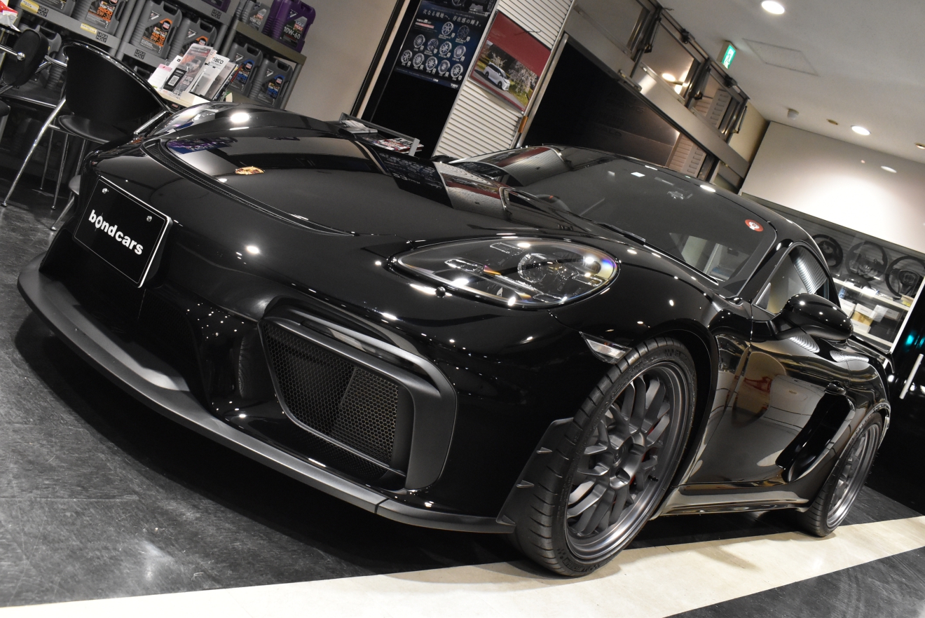 ポルシェ　ケイマン　GT4　BCフォージド　ロベルタカップ　カスタム車両　低走行　PDK　ボンド大阪　ボンドカーズ　ボンドグループ