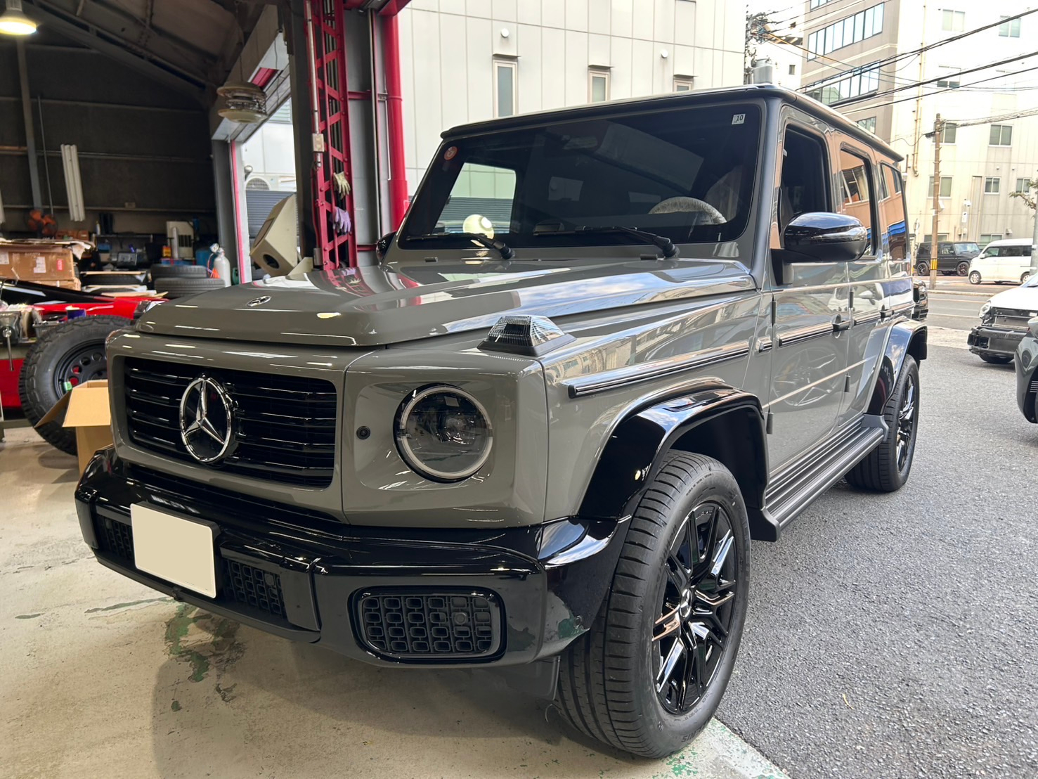 G450d　Edition MANUFAKTUR Icon　BRABUS　デジタルインナーミラー　電動サイドステップ