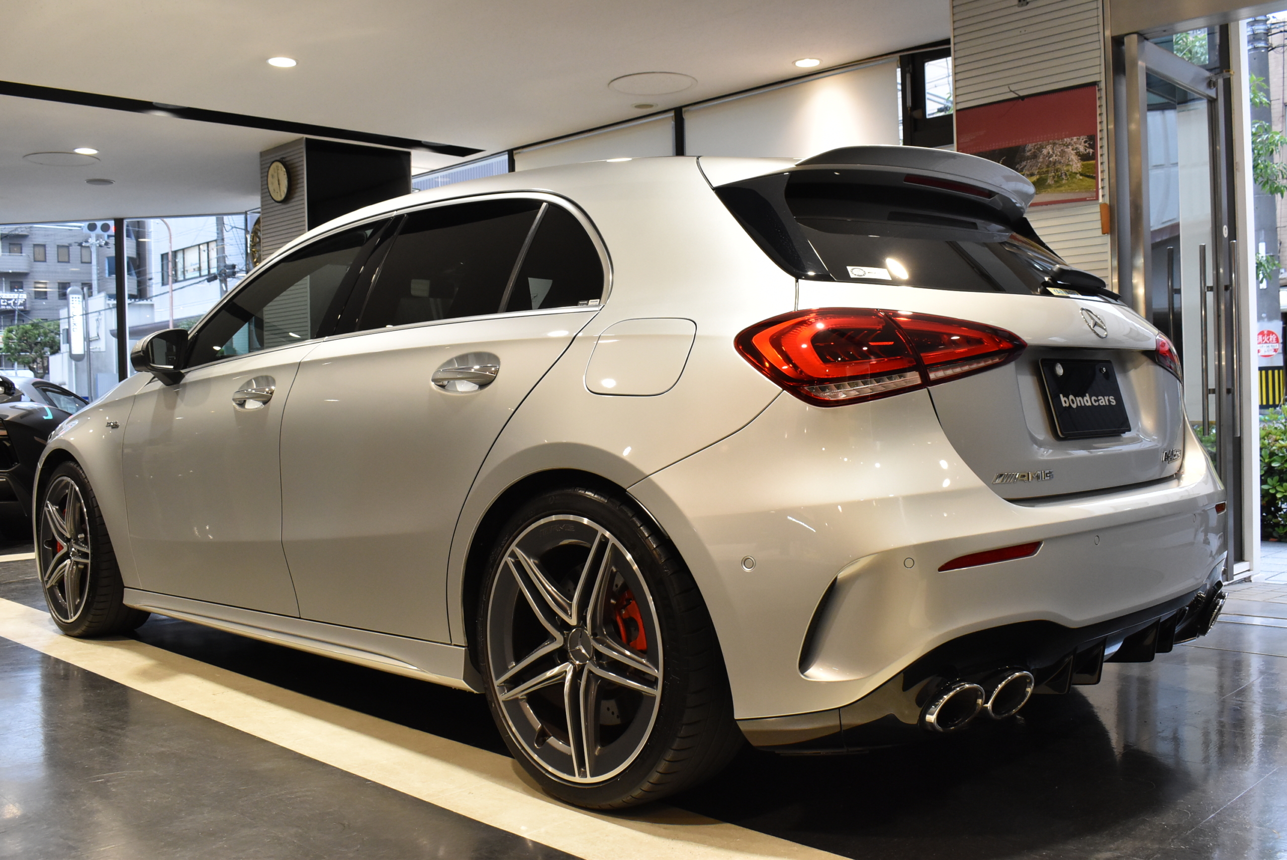 メルセデスAMG A45s　4MATIC＋　イリジウムシルバー AMGアドバンスドパッケージ　AMGパフォーマンスパッケージ パノラミックスライディングルーフ レーダー＆ドライブレコーダー