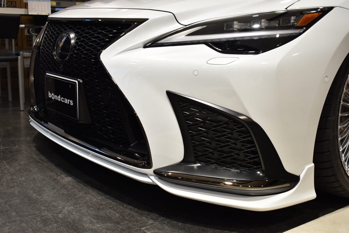 レクサス　LS500h　Fスポーツ　TRD　4WD　ムーンルーフ　オレンジキャリパー　AKFORGED　22インチAW　エアサスモジュール　ローダウン　ボンド大阪　ボンドカーズ
