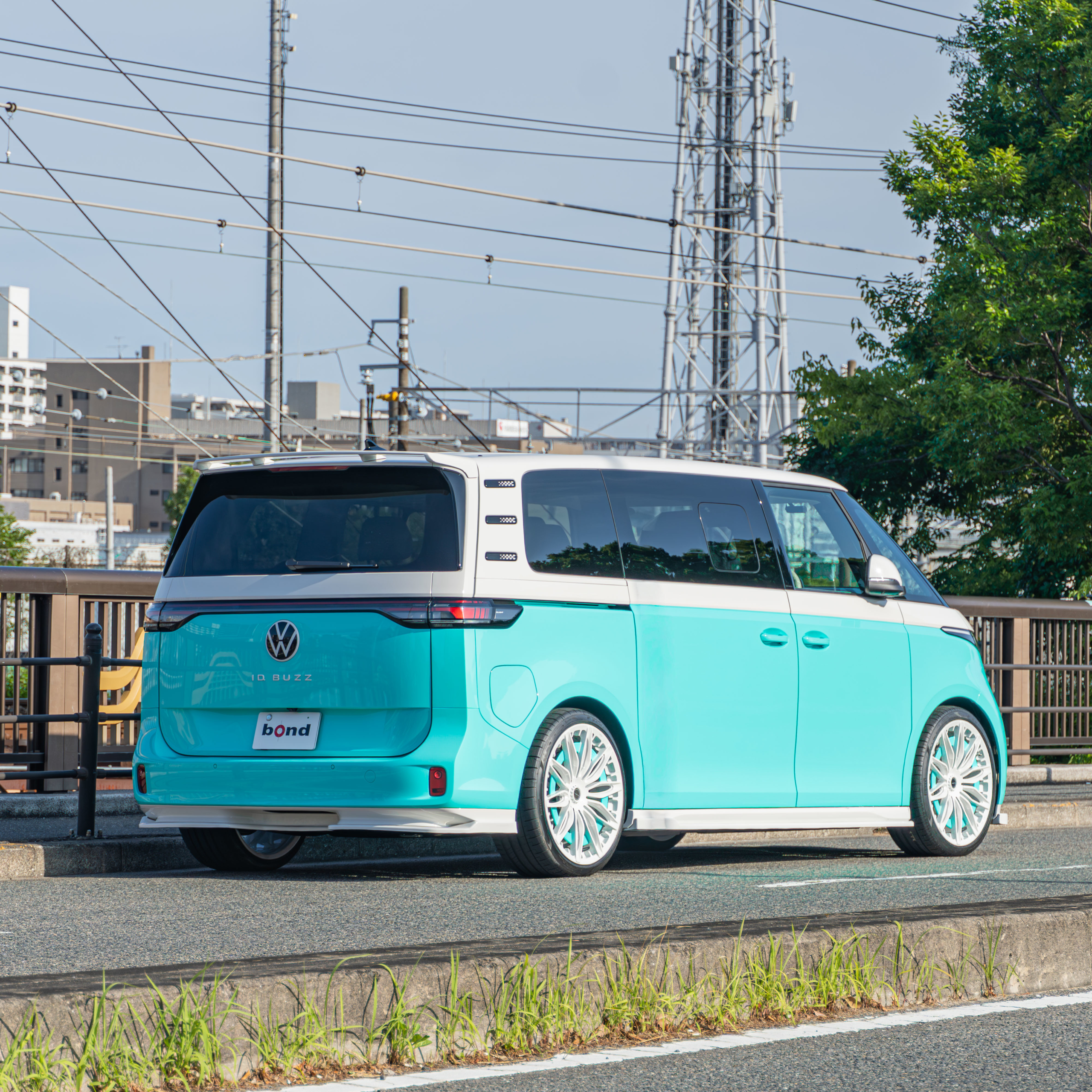 VW ID BUZZ×Brixton Forged・wrapping・MotorDrome Design Aero・Eibach　ボンド大阪