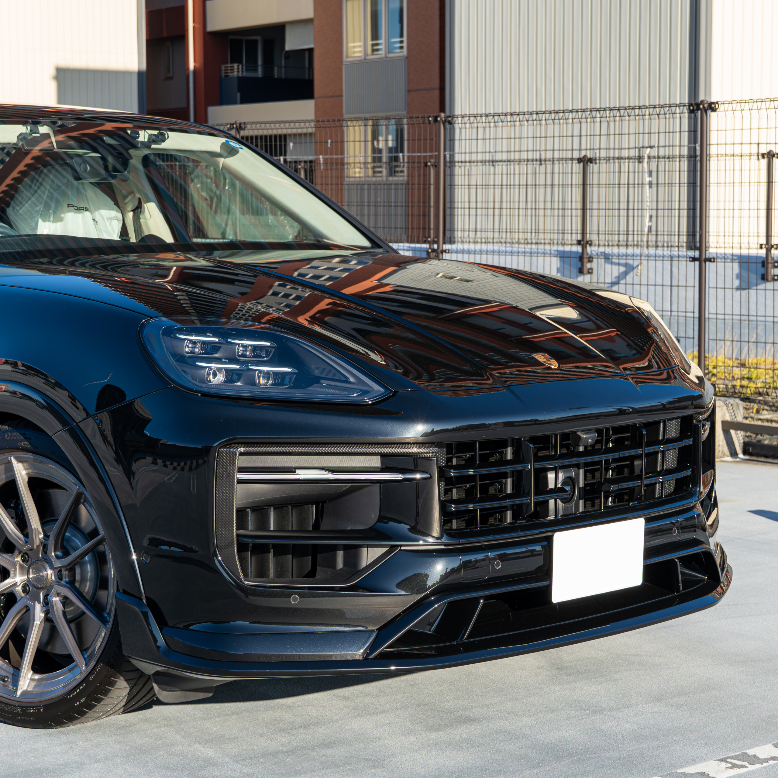 ポルシェ　E3.2 新型　カイエン GTS テックアート TechArt カスタム