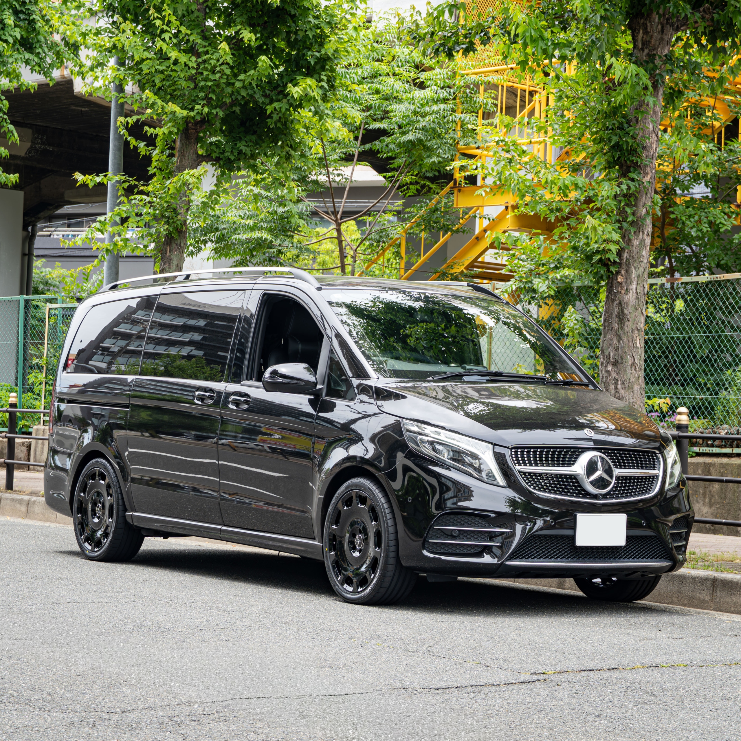 W447 V220d×BC Forged ホイール！！　ボンド大阪