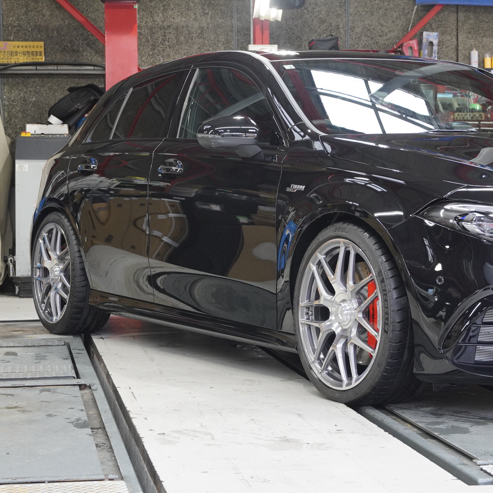 W177 A45S AMGをスタイリッシュに♪ ボンド大阪