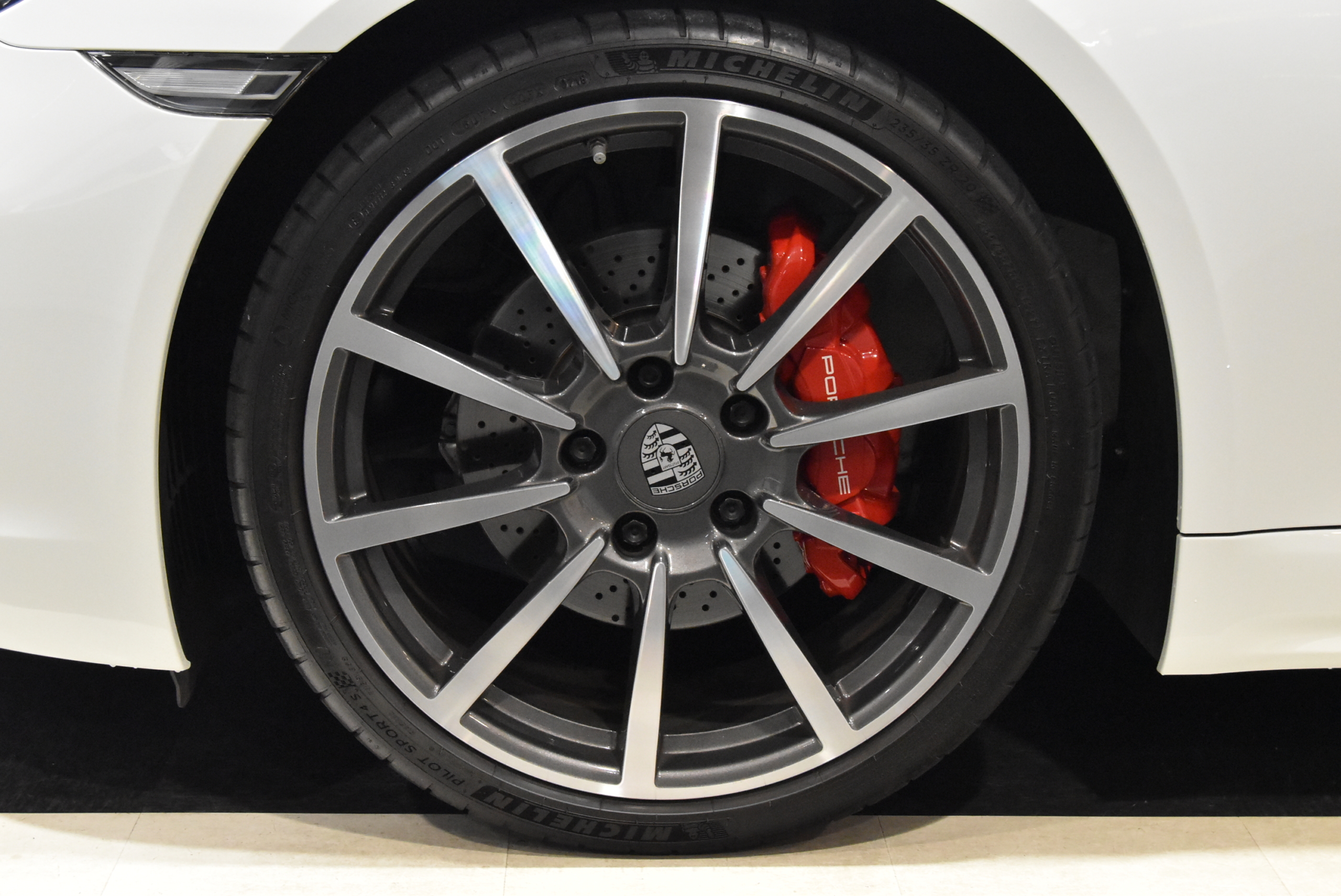 718ケイマンＳ ポルシェキーレスエントリー&ドライブ スポーツクロノ オートエアコン 電動格納ミラー バックカメラ 20インチAW レッドキャリパー パークセンサー シートヒーター