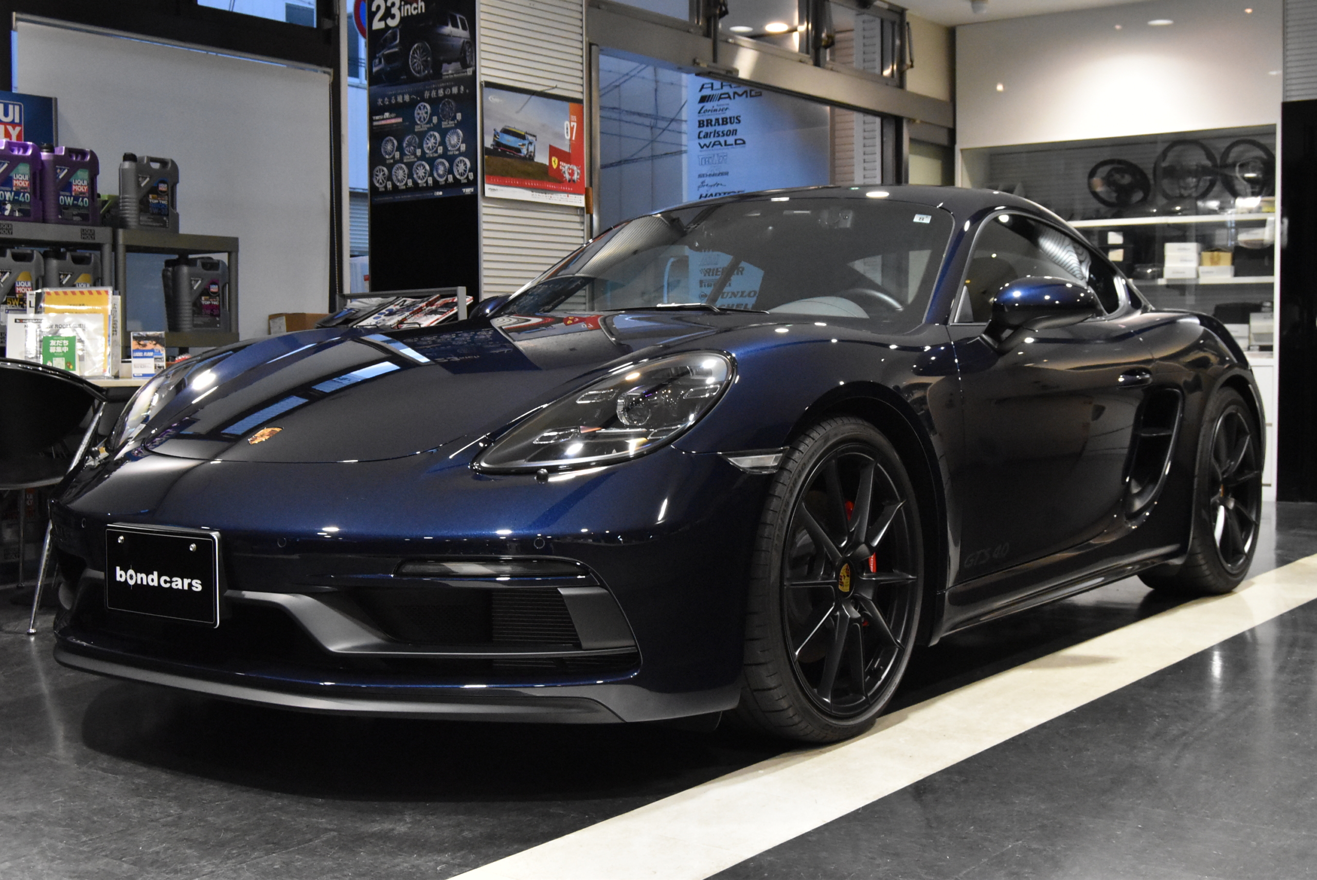 718ケイマン　GTS 4.0 パワーステアリングプラス GTスポーツステアリング オートエアコン シートヒーター スモーカーパッケージ フロアマット カーボンインテリアPKG LEDヘッドライト(PDLS+) グレートップウィンドウスクリーン レーンチェンジアシスト