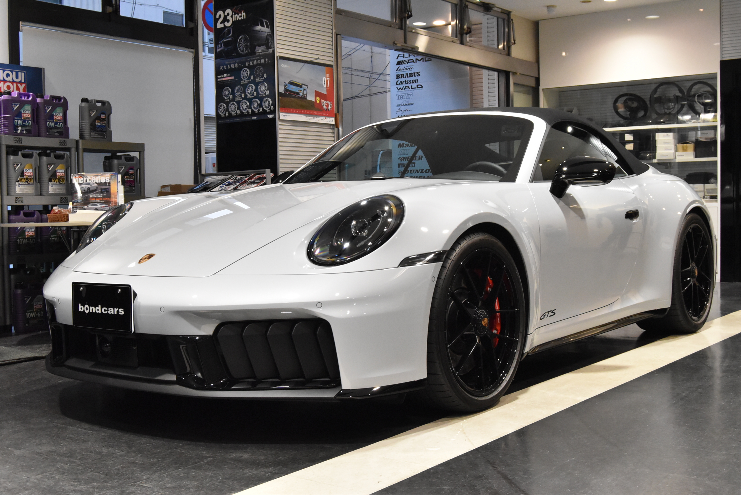 992.2カレラGTSカブリオレ　アイスグレーM スポーツシート(14Way) ベンチレーション エクステリアPKG フロントリフト スポーツテールパイプ イルミドアシルガード BOSEサラウンド