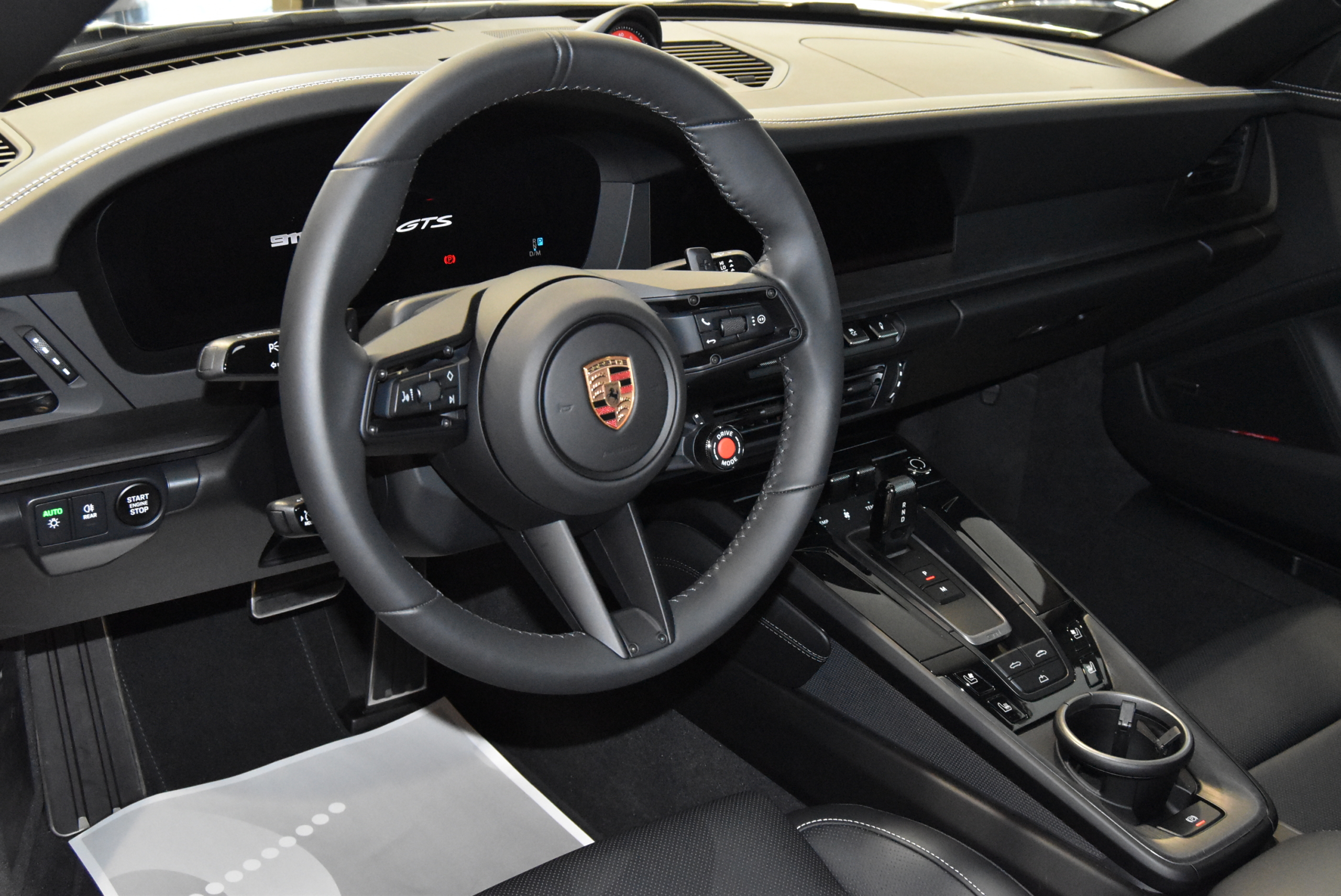 992.2カレラGTSカブリオレ　アイスグレーM スポーツシート(14Way) ベンチレーション エクステリアPKG フロントリフト スポーツテールパイプ イルミドアシルガード BOSEサラウンド