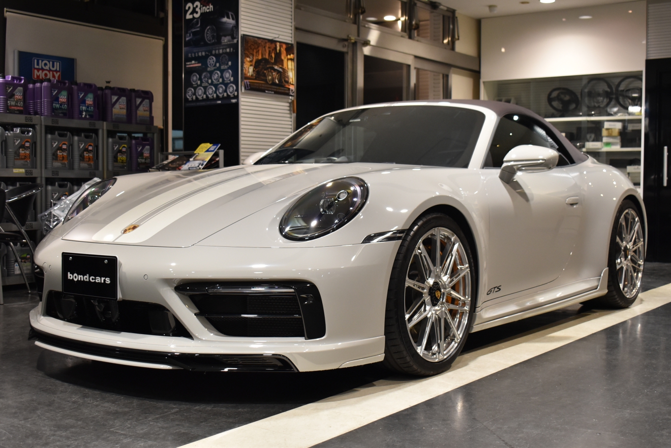 911 Carrera GTS Cabriolet (type 992.1) クレヨン TECHARTエアロ BC Forgedアルミ 地デジ ACC LEDヘッドライト BOSEサウンドシステム シートヒーター&ベンチレーション スポーツクロノ&エグゾースト　bond大阪　ボンドカーズ　ボンドグループ