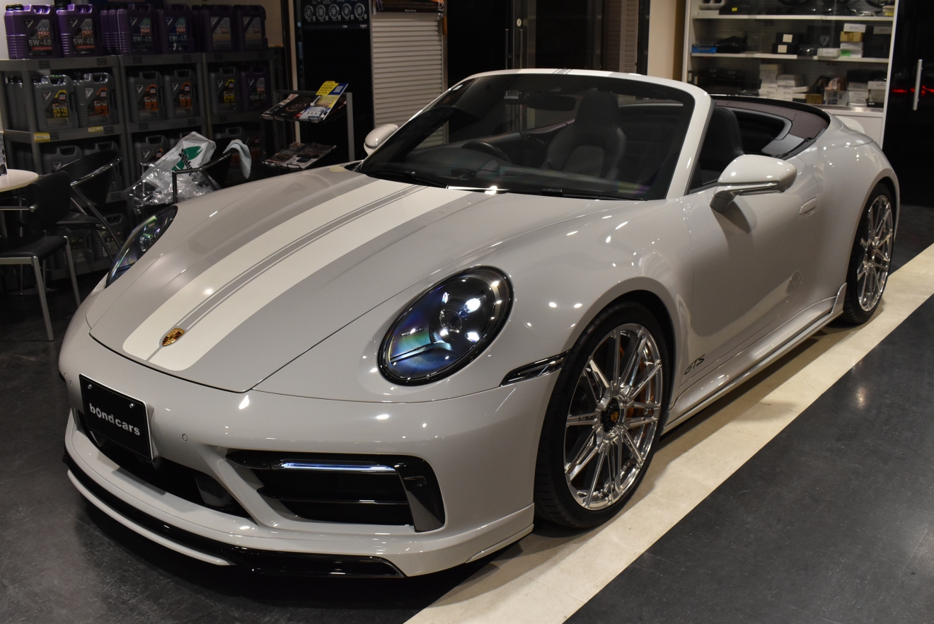 911 Carrera GTS Cabriolet (type 992.1) クレヨン TECHARTエアロ BC Forgedアルミ 地デジ ACC LEDヘッドライト BOSEサウンドシステム シートヒーター&ベンチレーション スポーツクロノ&エグゾースト　bond大阪　ボンドカーズ　ボンドグループ