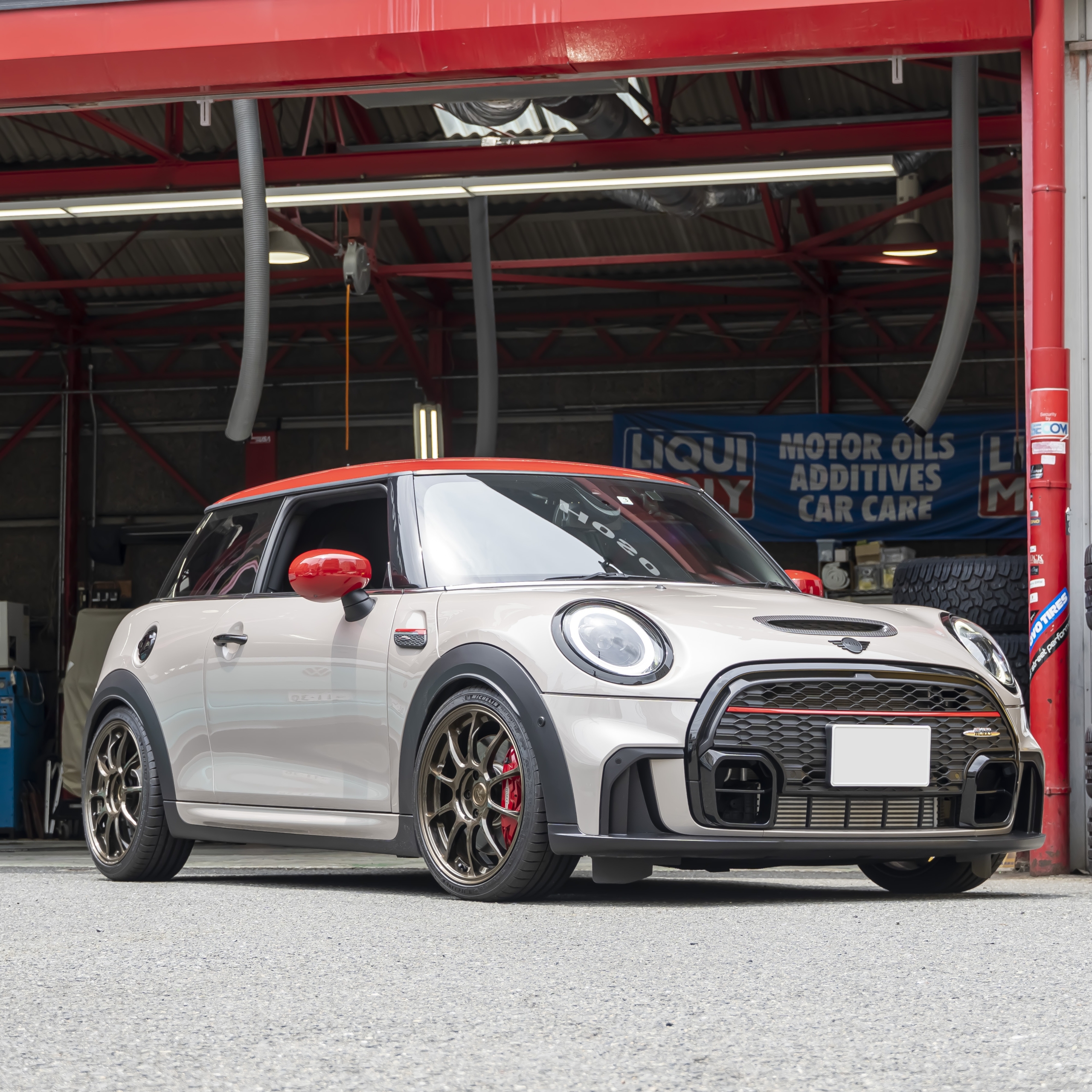 MINI F56 JCW LCI2×K&Nフィルター・AMZECHS インテークキット取り付け！　ボンド大阪
