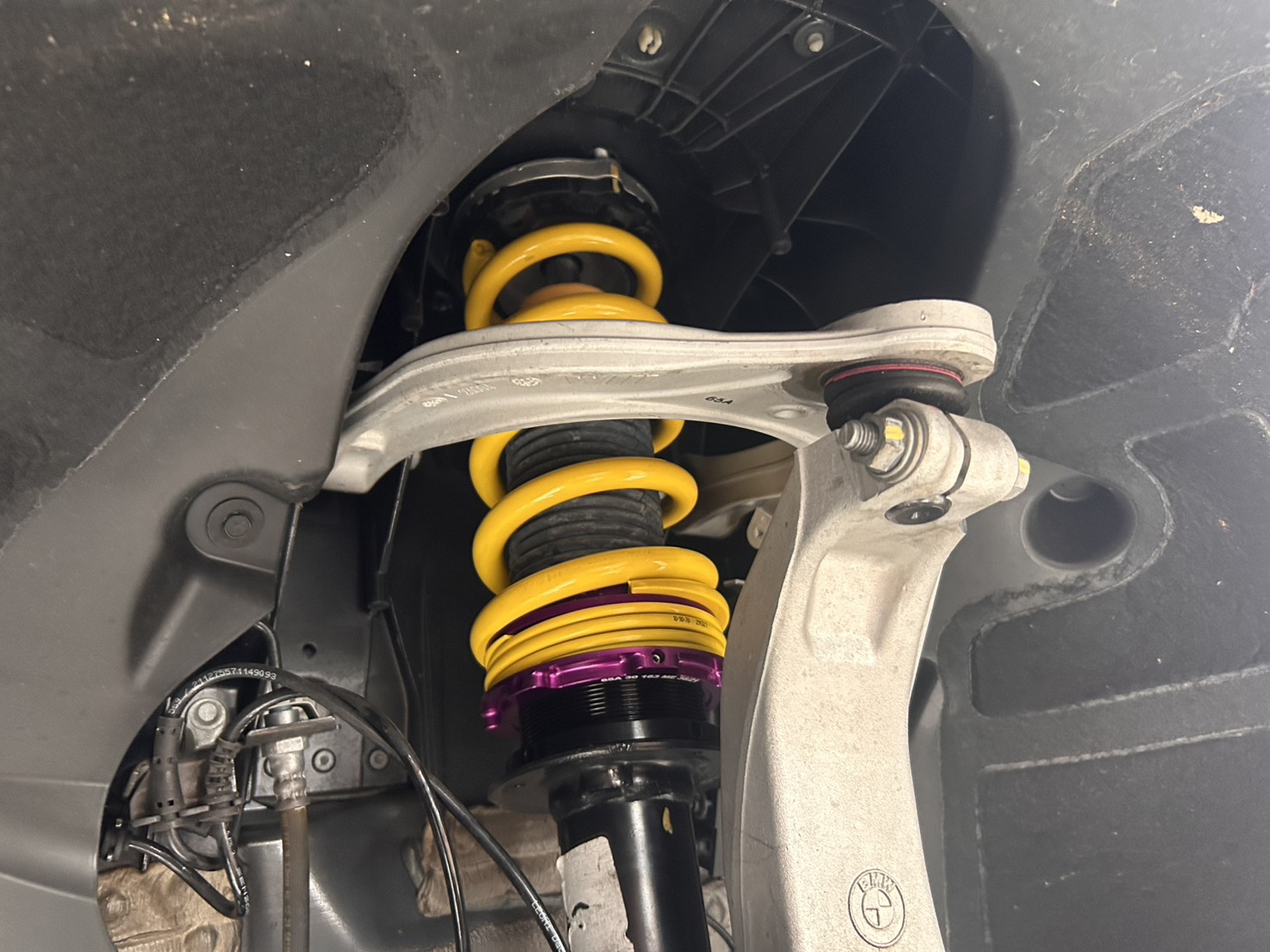 BMW F95 X5M KW ダウンサス ローダウン スペーサー カスタム